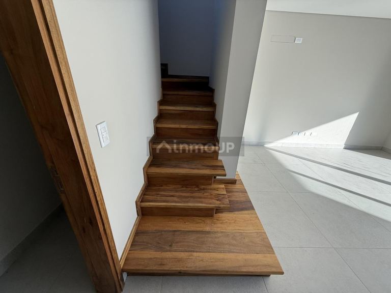 Casa en Venta en Lujan de Cuyo, Mendoza - USD 290.000 | Inmoup - 14