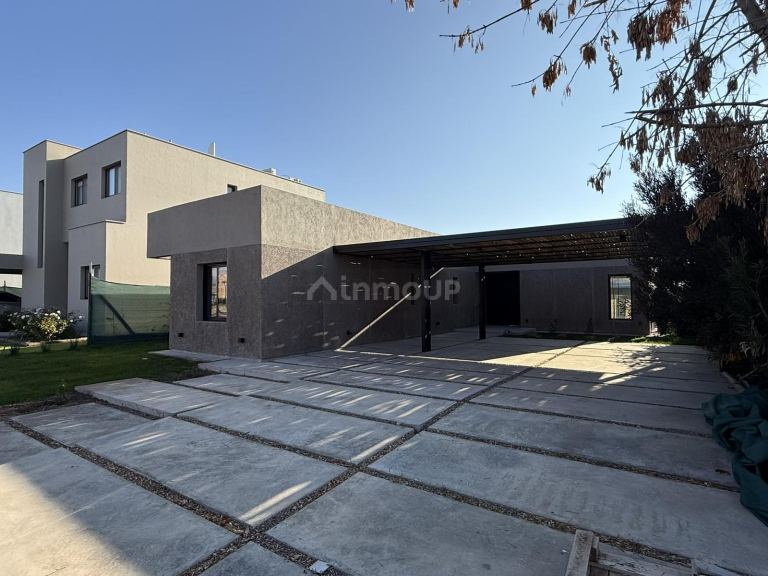 Casa en Venta en Lujan de Cuyo, Mendoza - USD 295.000 | Inmoup - 38
