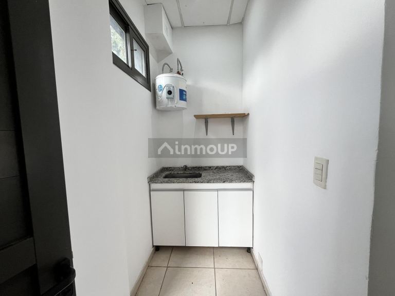 Local Comercial en Alquiler en Guaymallen, Mendoza - $ 800.000 | Inmoup - 9