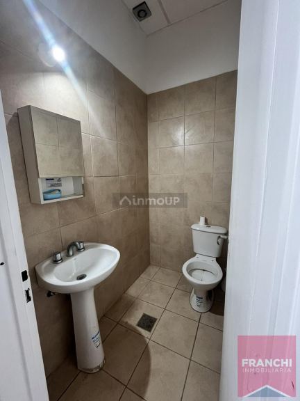 Local Comercial en Alquiler en Guaymallen, Mendoza - $ 800.000 | Inmoup - 10