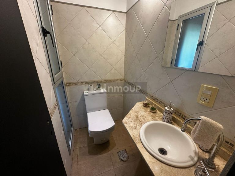 Casa en Alquiler en Lujan de Cuyo, Mendoza - USD 2.500 | Inmoup - 11