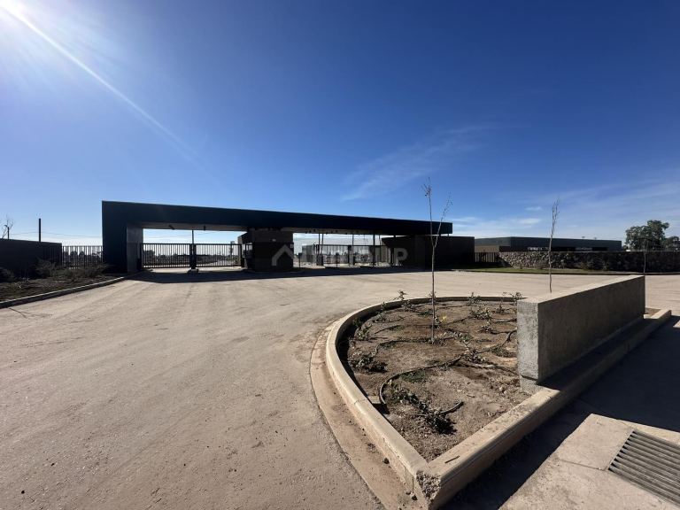 Lujan de Cuyo Barrio Lar de Malabia, Lote F-15