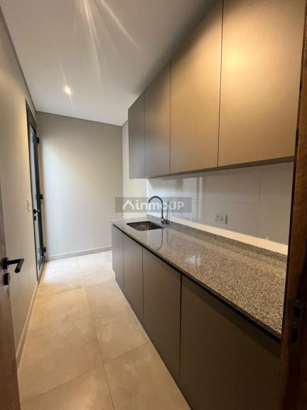 Casa en Venta en Lujan de Cuyo, Mendoza - USD 350.000 | Inmoup - 11
