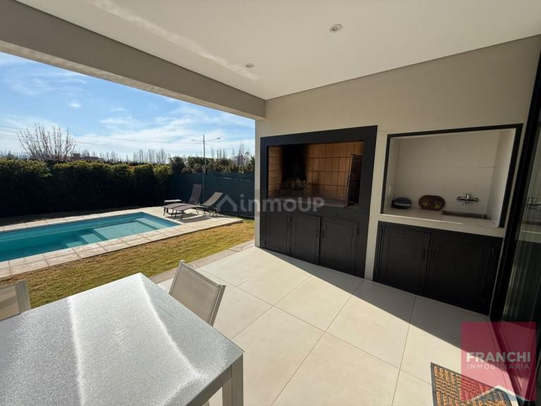 Casa en Venta en Lujan de Cuyo, Mendoza