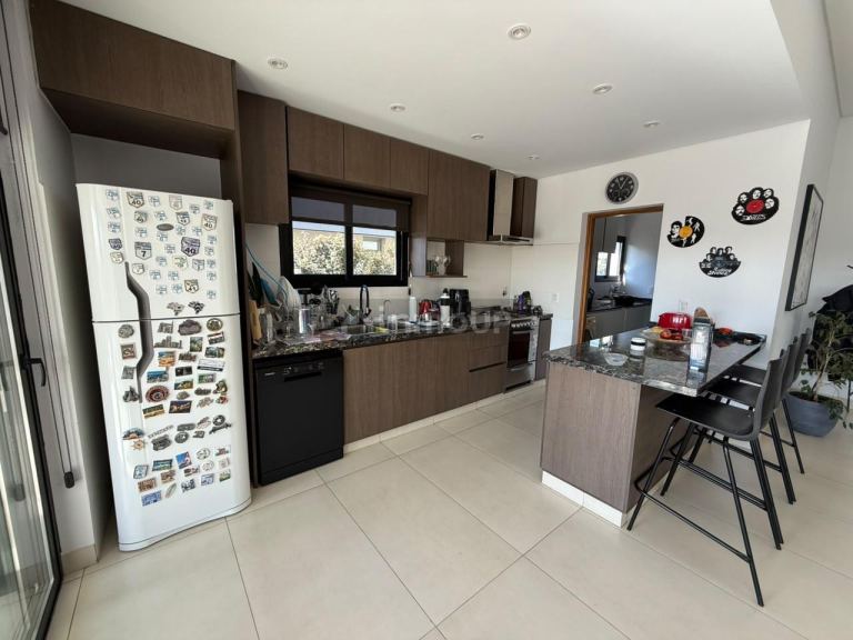 Casa en Venta en Lujan de Cuyo, Mendoza - USD 340.000 | Inmoup - 8