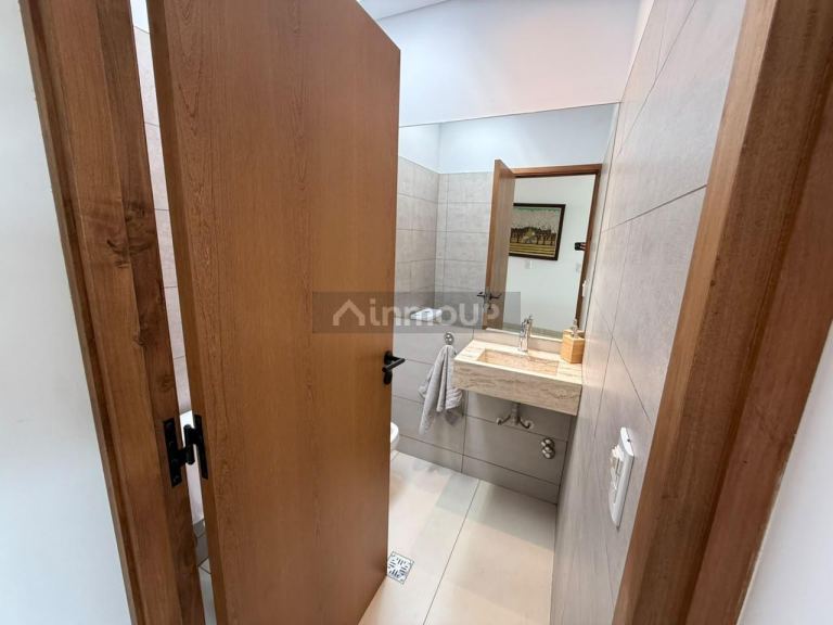 Casa en Venta en Lujan de Cuyo, Mendoza - USD 340.000 | Inmoup - 12