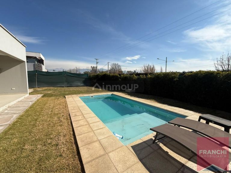 Casa en Venta en Lujan de Cuyo, Mendoza