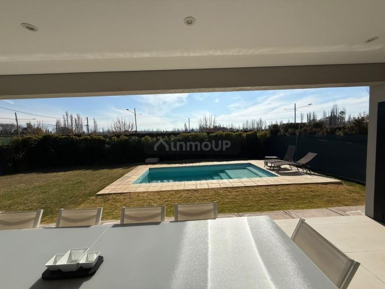 Casa en Venta en Lujan de Cuyo, Mendoza - USD 340.000 | Inmoup - 29