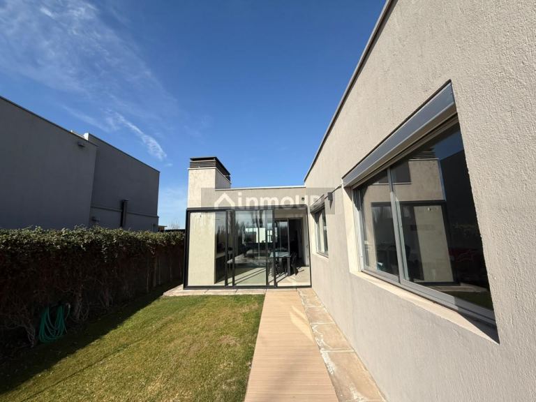 Casa en Venta en Lujan de Cuyo, Mendoza - USD 350.000 | Inmoup - 10