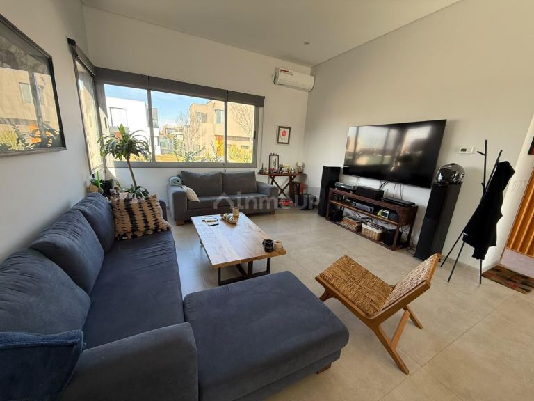 Casa en Venta en Lujan de Cuyo, Mendoza - USD 350.000 | Inmoup - 40