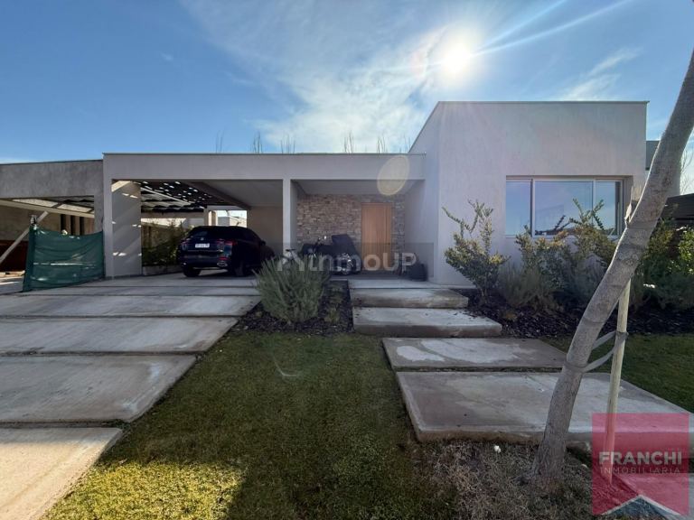 Casa en Venta en Lujan de Cuyo, Mendoza