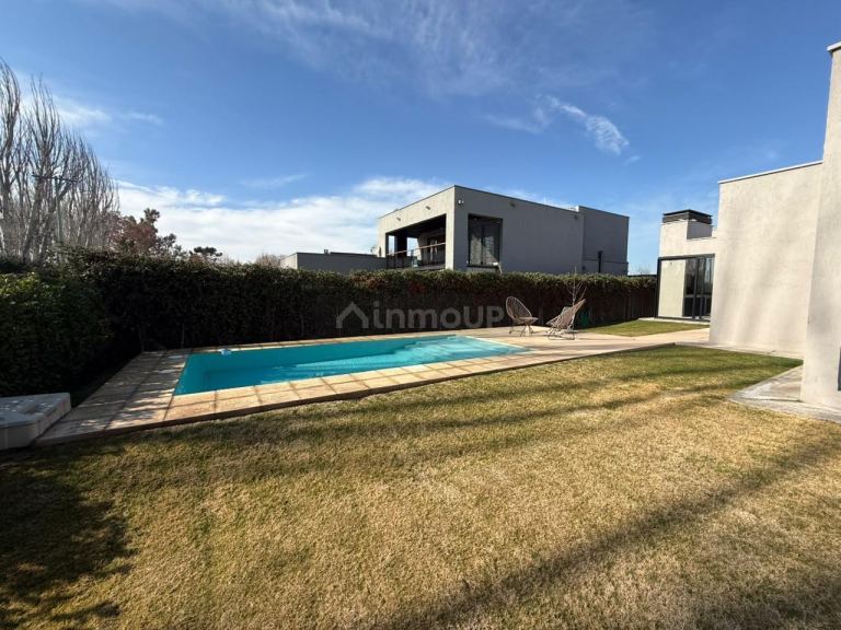 Casa en Venta en Lujan de Cuyo, Mendoza - USD 350.000 | Inmoup - 9