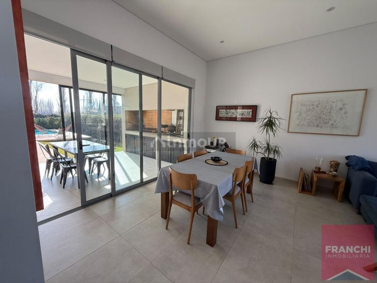 Casa en Venta en Lujan de Cuyo, Mendoza