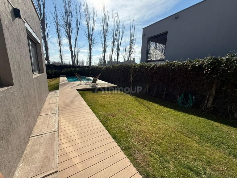 Casa en Venta en Lujan de Cuyo, Mendoza - USD 350.000 | Inmoup - 16