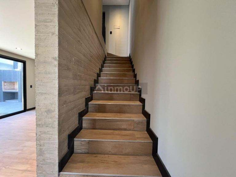 Departamento en Alquiler en Lujan de Cuyo, Mendoza - USD 1.200 | Inmoup - 24