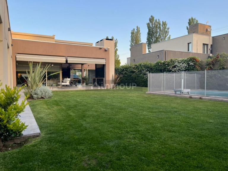 Casa en Venta en Maipu, Mendoza