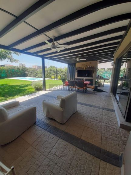 Casa en Venta en Maipu, Mendoza