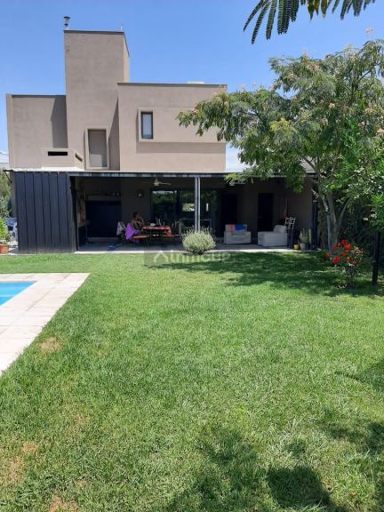 Casa en Venta en Maipu, Mendoza