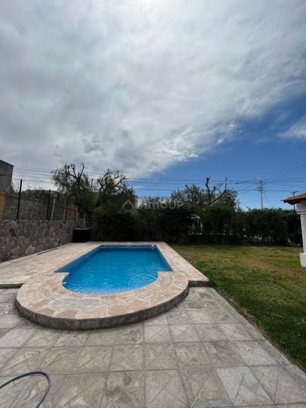 Casa en Venta en Capital, Mendoza