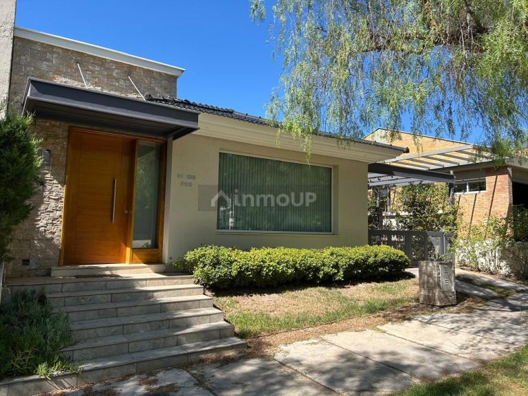 Casa en Venta en Capital, Mendoza