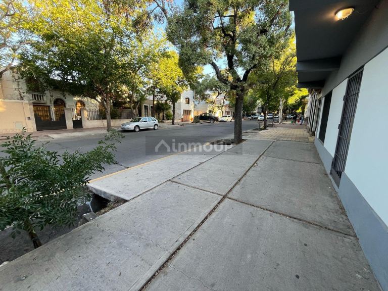 Local Comercial en Alquiler en Capital, Mendoza