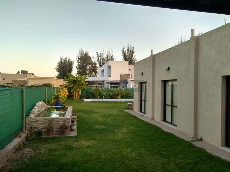 Casa en Venta en Maipu, Mendoza