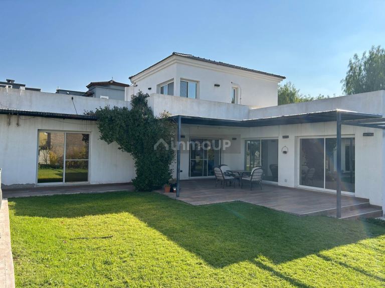Casa en Venta en Capital, Mendoza