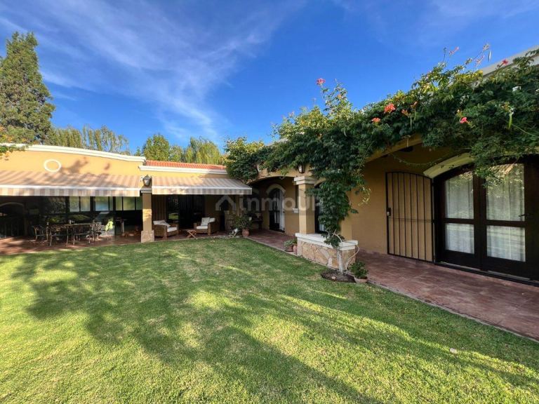 Casa en Venta en Lujan de Cuyo, Mendoza
