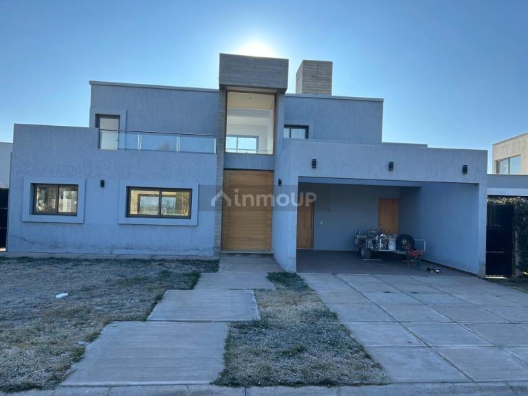 Casa en Venta en Guaymallen, Mendoza
