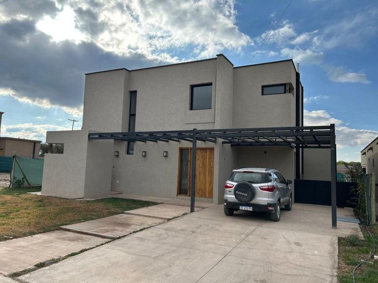Casa en Venta en Maipu, Mendoza