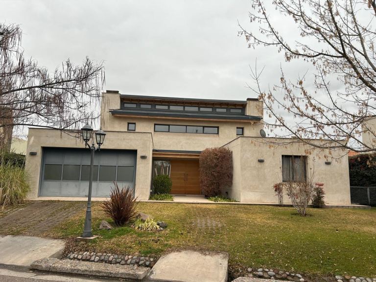 Casa en Alquiler en Lujan de Cuyo, Mendoza