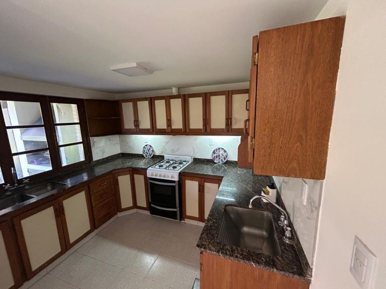 Casa en Alquiler en Capital, Mendoza