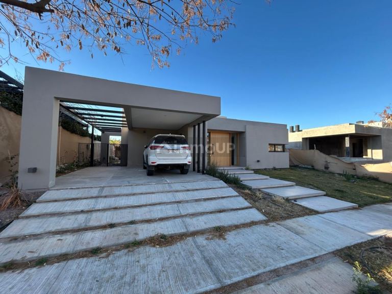 Casa en Venta en Lujan de Cuyo, Mendoza