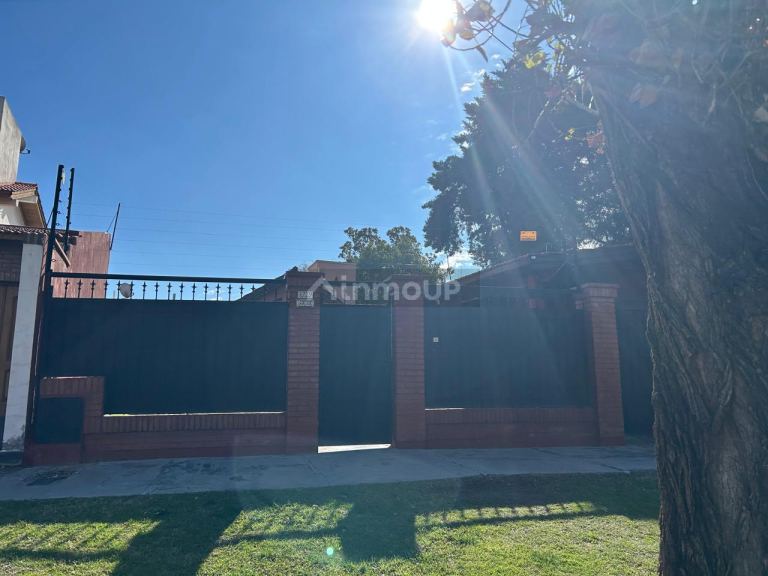 Casa en Venta en Guaymallen, Mendoza