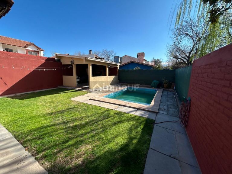 Casa en Venta en Guaymallen, Mendoza