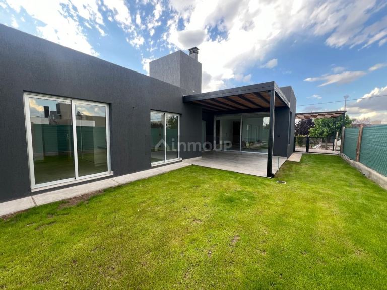 Casa en Venta en Lujan de Cuyo, Mendoza