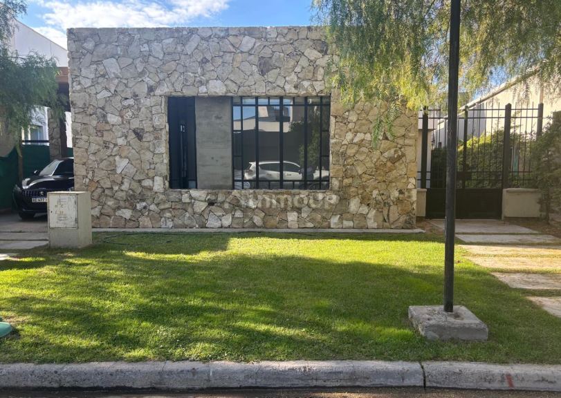 Casa en Venta en Maipu, Mendoza