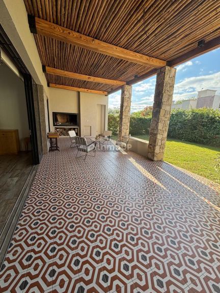 Casa en Venta en Maipu, Mendoza