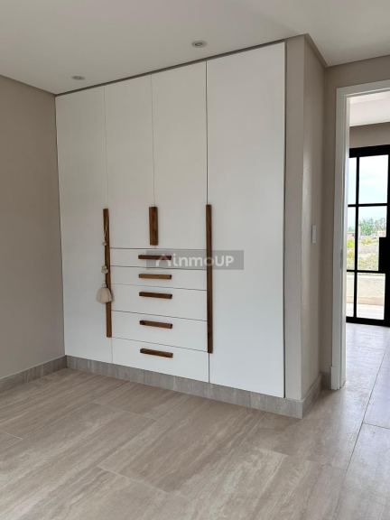 Casa en Venta en Las Heras, Mendoza