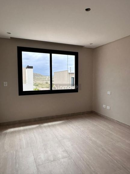 Casa en Venta en Las Heras, Mendoza