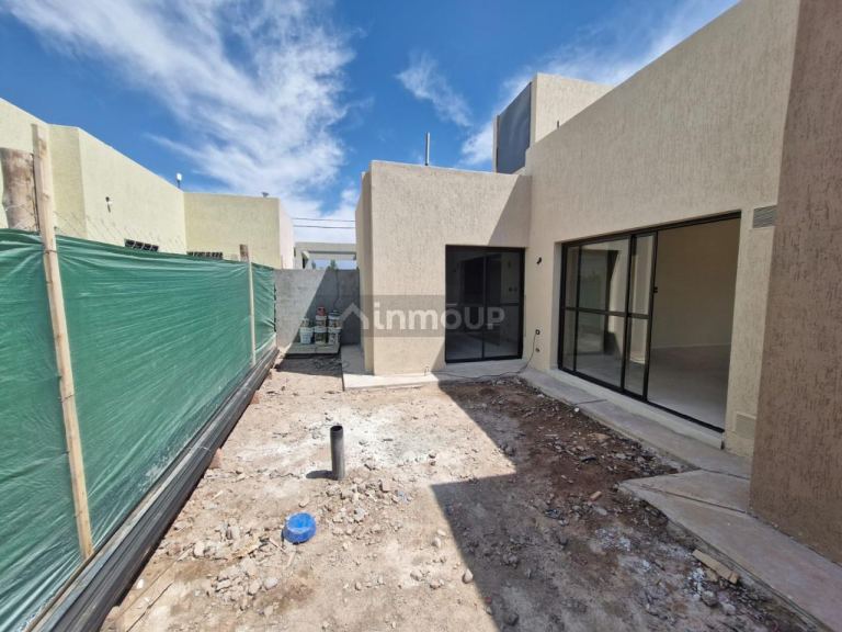 Casa en Alquiler en Maipu, Mendoza