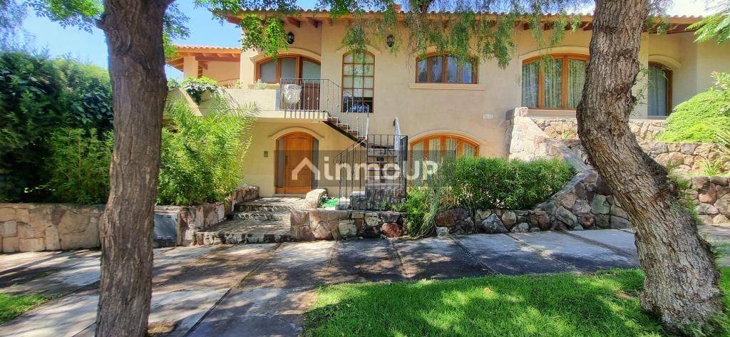 Casa en Venta en Capital, Mendoza