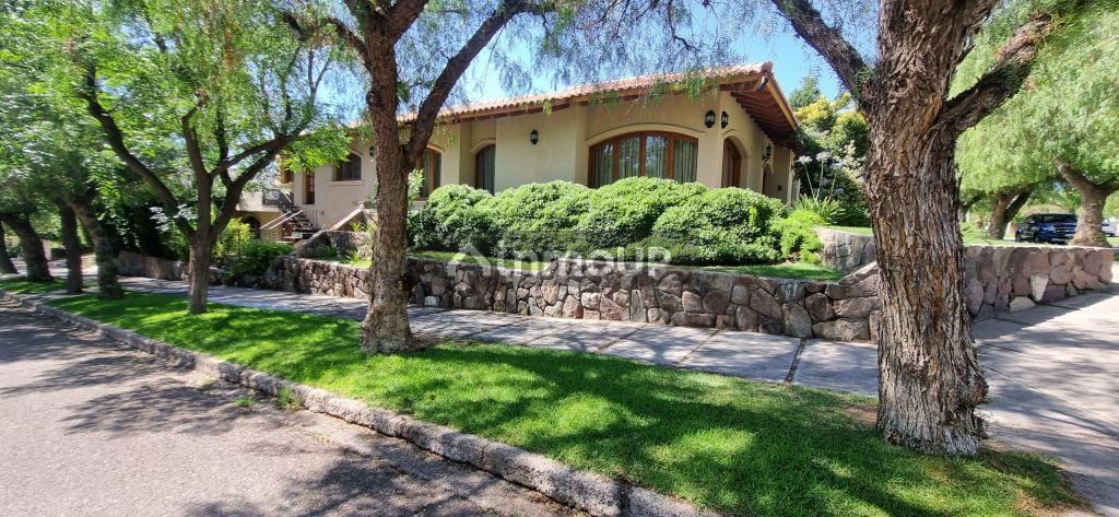 Casa en Venta en Capital, Mendoza
