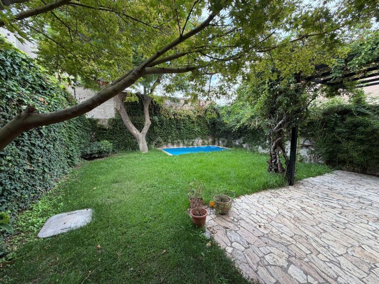 Casa en Alquiler en Godoy Cruz, Mendoza