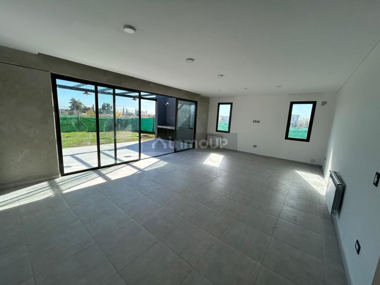 Casa en Venta en Maipu, Mendoza