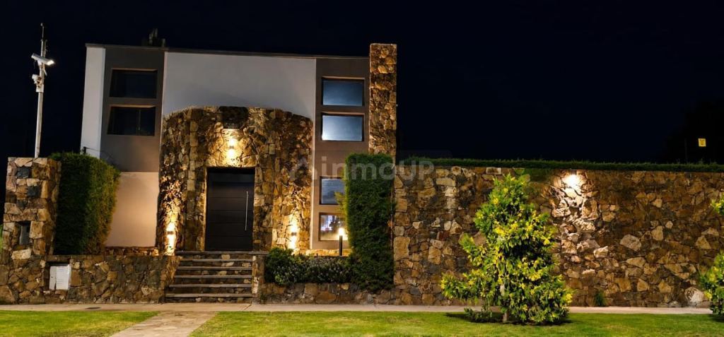 Casa en Venta en Las Heras, Mendoza