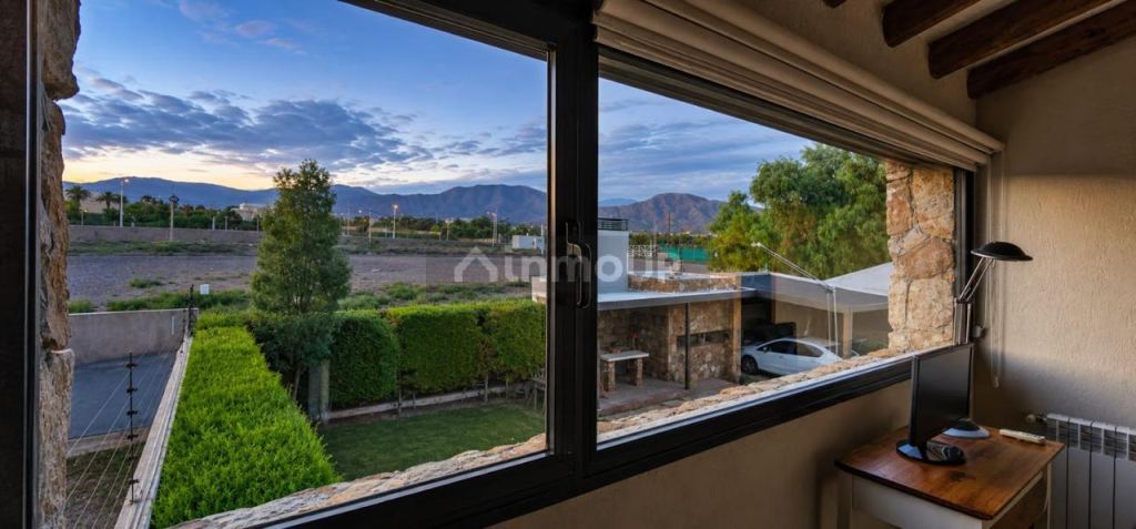 Casa en Venta en Las Heras, Mendoza