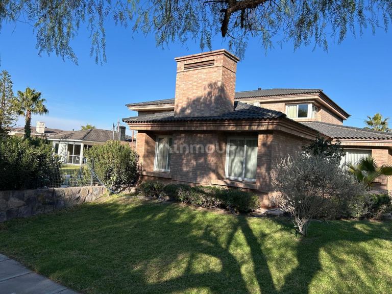 Casa en Venta en Capital, Mendoza