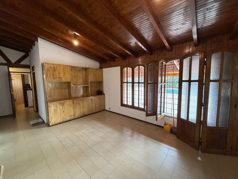 Viamonte 3743