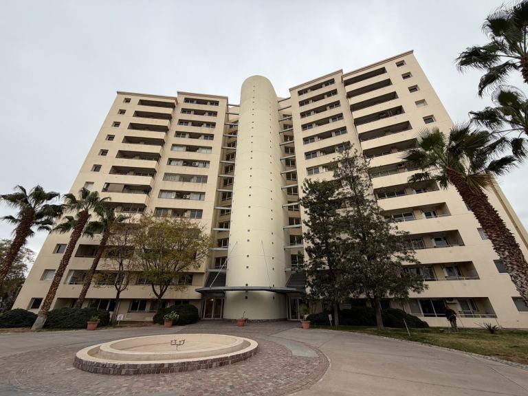 Manuel A. Saez 2150 / Edificio Milenica